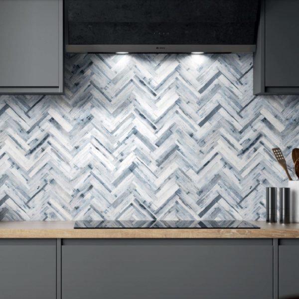 white herringbone splashback tiles